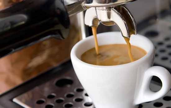 Кофемашина Electrolux не наливает кофе